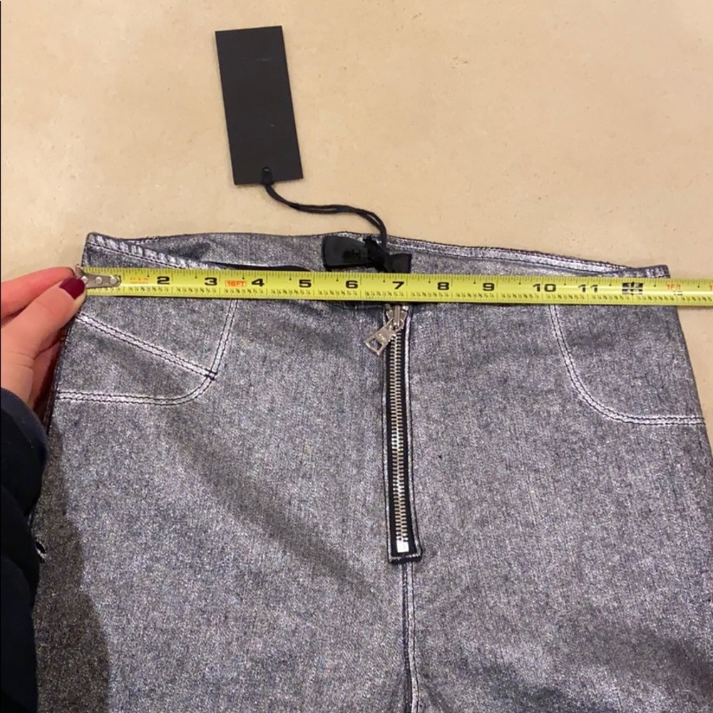 NWT RTA madison Coated Jeans - Picture 8 of 8